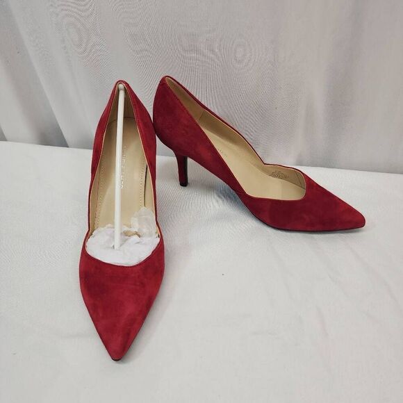 Marc Fisher Size 8.5 Women's Tuscany Suede Red Multi Ankle-High Pump - Picture 2 of 9